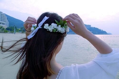 眉眼如初情侶網(wǎng)名(精選60個)
